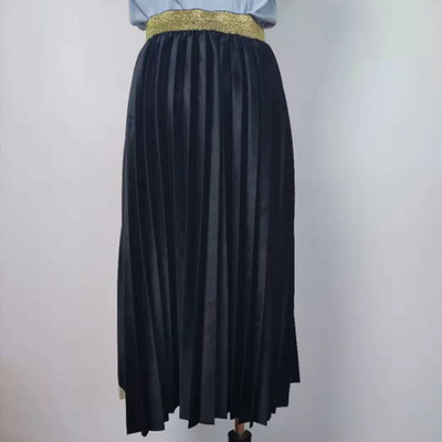 Anti Static Ladies Elegant Dresses , Breathable Black Chiffon Pleated Skirt