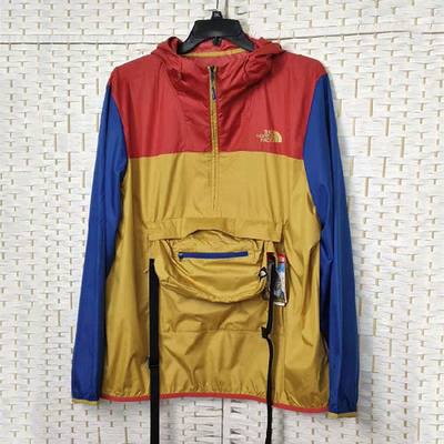 Earth Friendly Sustainable Outdoor Clothing For Kayaking / Stand - Up Paddle Boarding
