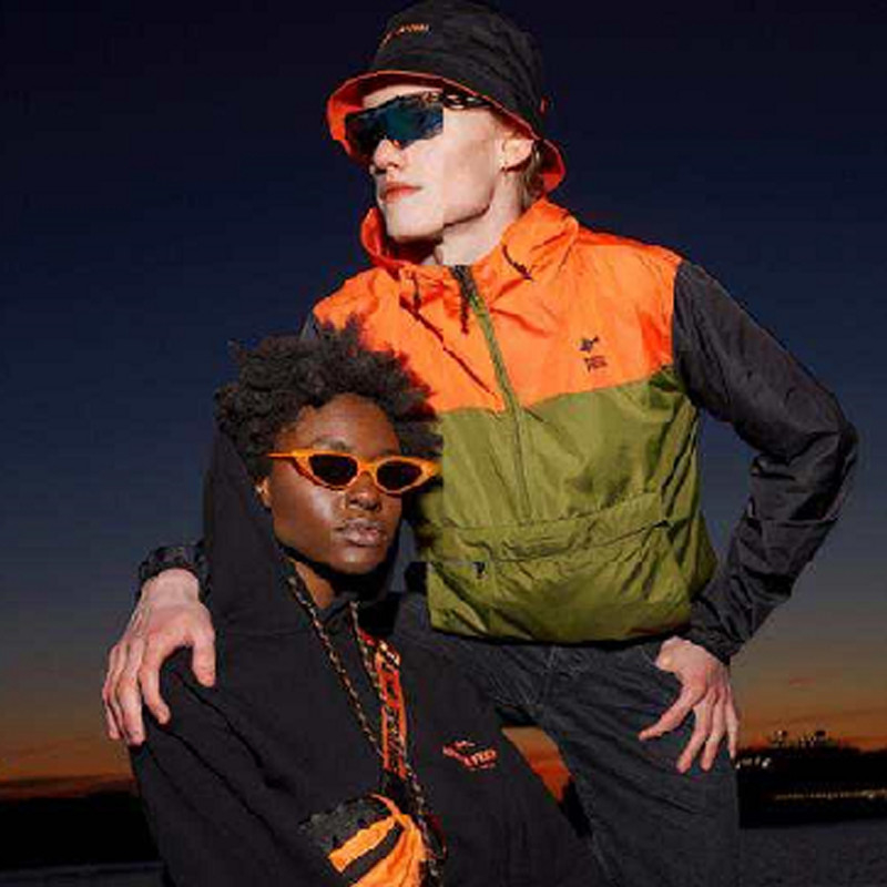 Wind Break Sustainable Outdoor Clothing , Eco Friendly Sustainable Activewear