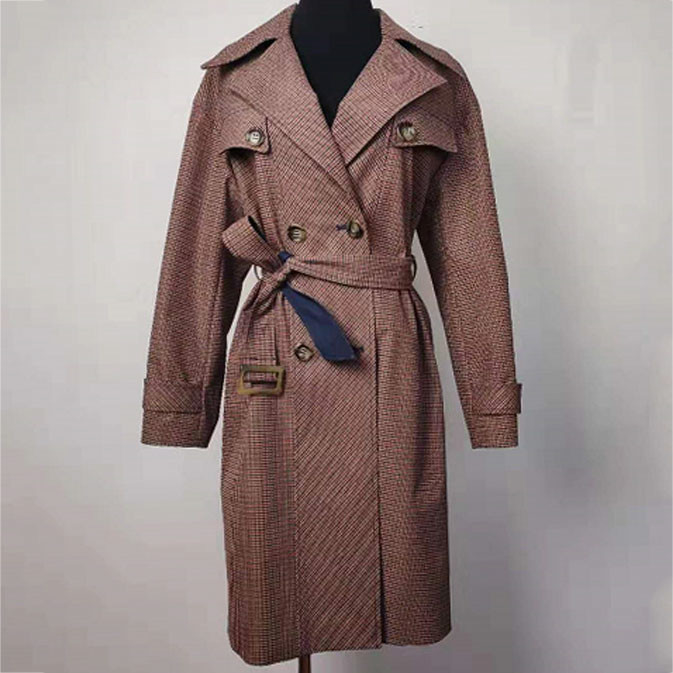 Wind Break Ladies Fashion Wear , Double - Breasted Checked Trench Coat