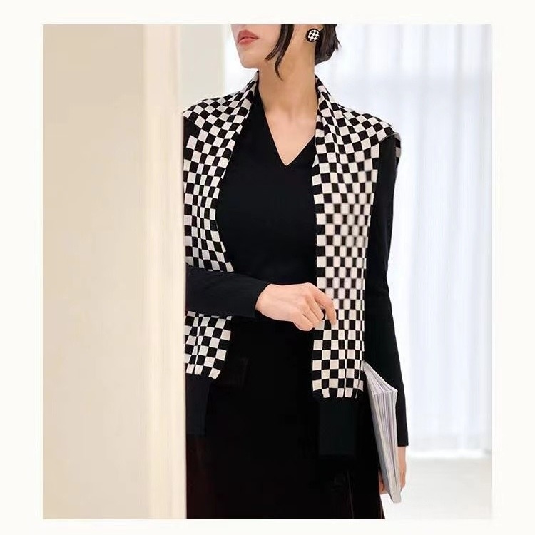 Ladies Merino Wool Checkerboard Shawl Sustainable Clothing