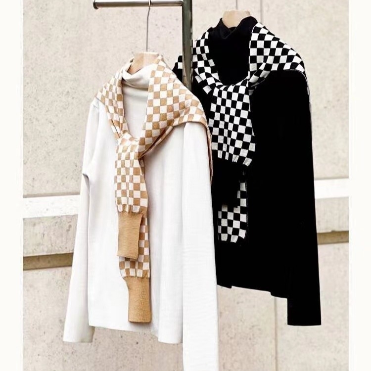 100% Merino Wool Shawl Checkerboard Breathable Comfortable